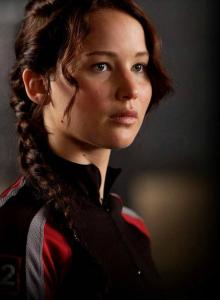 Katniss-Everdeen-the-hunger-games-fan-club-30601998-530-725